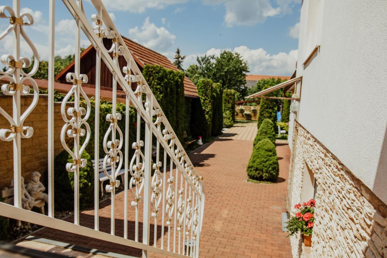 Vila Adria Hrabušice Exterior foto